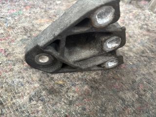 bontott VW TRANSPORTER Motor Tartó Bak (Fém)