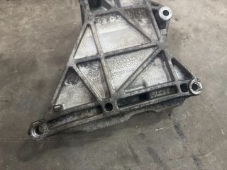 bontott VW TRANSPORTER Motor Tartó Bak (Fém)