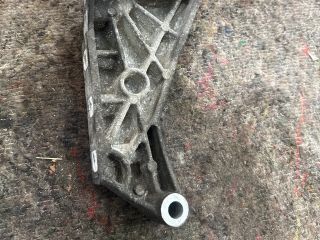 bontott VW TRANSPORTER Motor Tartó Bak (Fém)