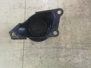 bontott VW TRANSPORTER Motor Tartó Bak Jobb