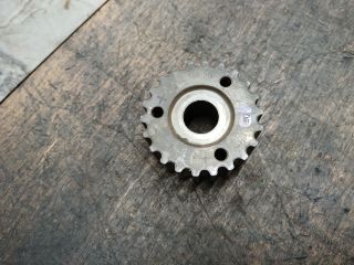 bontott VW TRANSPORTER Nagynyomású Szivattyú Bordáskerék / Lánckerék