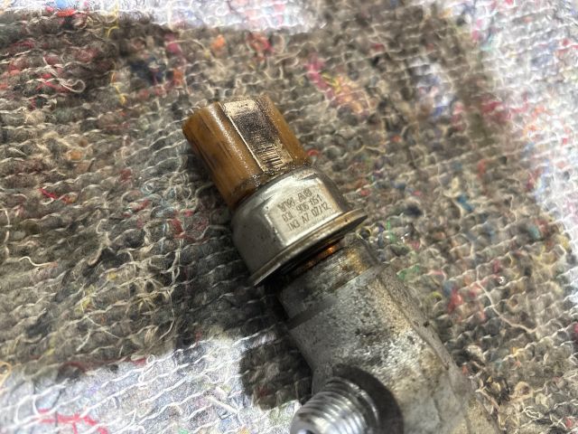 bontott VW TRANSPORTER Nagynyomású Üzemanyag Gyűjtőcső