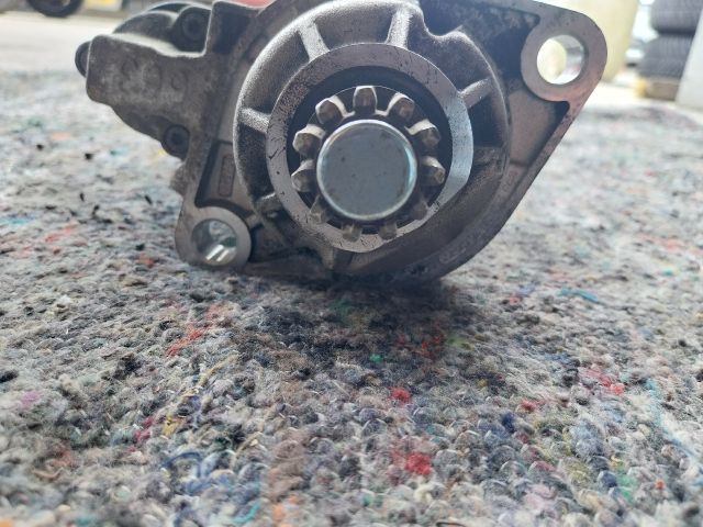 bontott VW TRANSPORTER Önindító