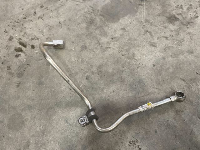 bontott VW TRANSPORTER Turbó Olajcső