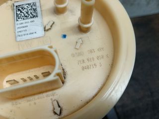 bontott VW TRANSPORTER Üzemanyag Szivattyú