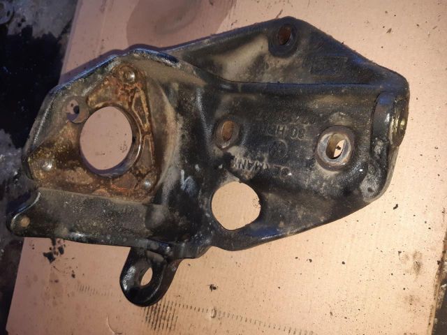 bontott VW TRANSPORTER Adagoló Tartó Bak