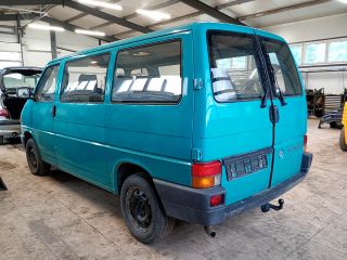 bontott VW TRANSPORTER Bal első Csonkállvány Kerékaggyal