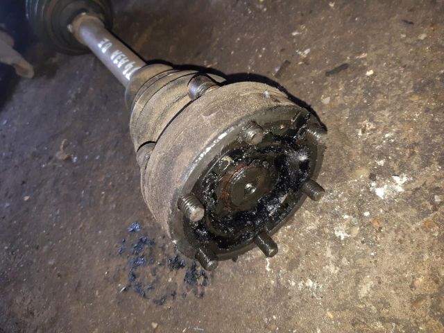 bontott VW TRANSPORTER Bal Féltengely