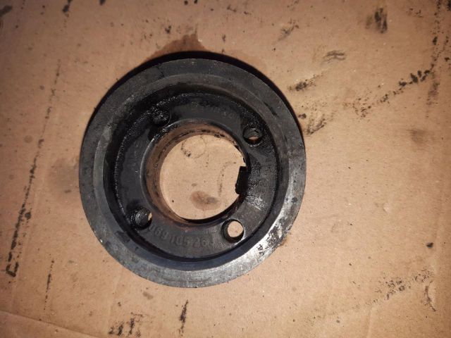 bontott VW TRANSPORTER Főtengely Bordáskerék / Lánckerék