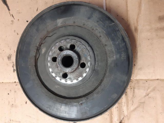 bontott VW TRANSPORTER Főtengely Szíjtárcsa