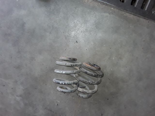 bontott VW TRANSPORTER Hátsó Rugó Pár