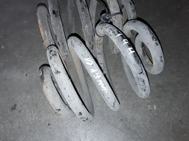 bontott VW TRANSPORTER Hátsó Rugó Pár