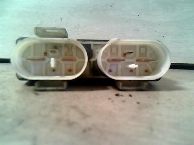 bontott VW TRANSPORTER Hűtőventilátor Relé