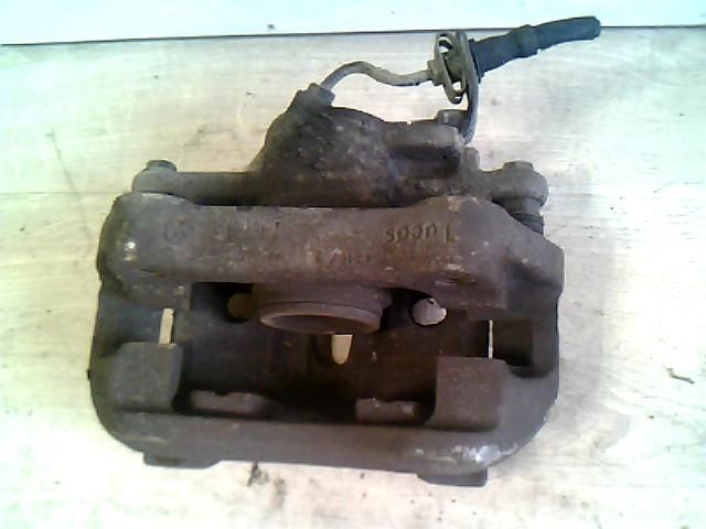 bontott VW TRANSPORTER Jobb első Féknyereg Munkahengerrel