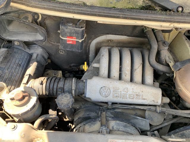 bontott VW TRANSPORTER Kiegyenlítő Tartály