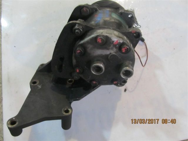 bontott VW TRANSPORTER Klímakompresszor