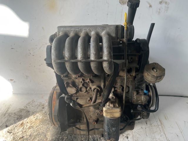 bontott VW TRANSPORTER Motor (Fűzött blokk hengerfejjel)