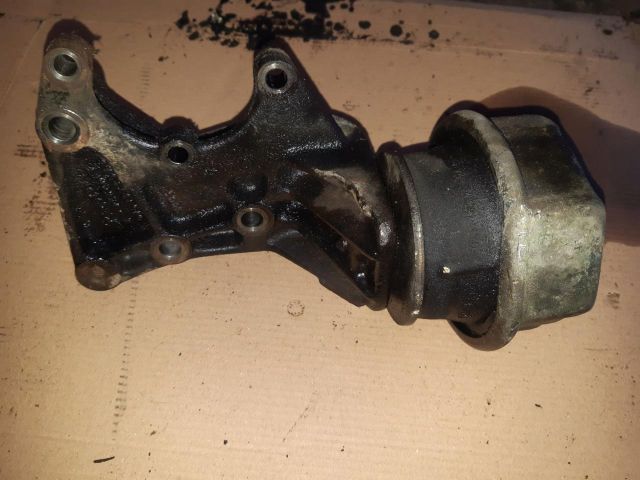 bontott VW TRANSPORTER Motor Tartó Bak (Pozíciófüggetlen)