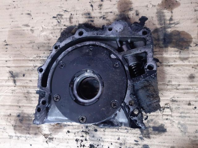 bontott VW TRANSPORTER Olajszivattyú