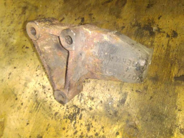 bontott VW TRANSPORTER Szervó Tartó Bak (Magában)