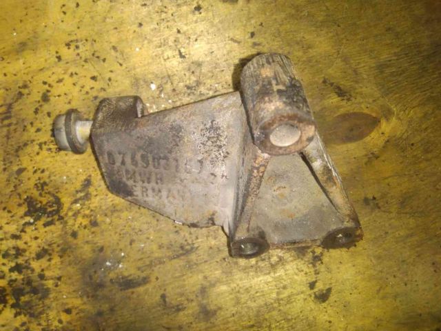 bontott VW TRANSPORTER Szervó Tartó Bak (Magában)