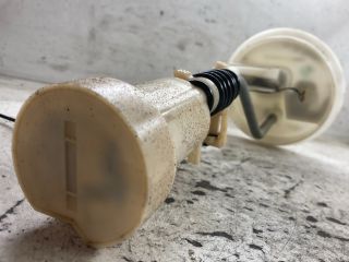 bontott VW TRANSPORTER Üzemanyagszint Jeladó