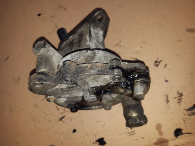 bontott VW TRANSPORTER Vákumpumpa