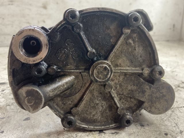 bontott VW TRANSPORTER Vákumpumpa