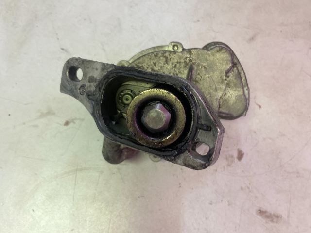 bontott VW TRANSPORTER Vákumpumpa