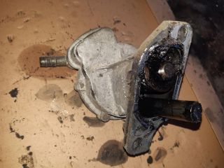 bontott VW TRANSPORTER Vákumpumpa