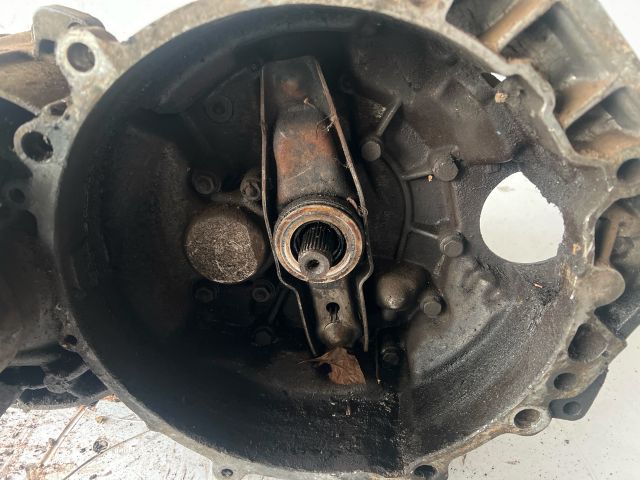 bontott VW TRANSPORTER Váltó (Mechanikus)