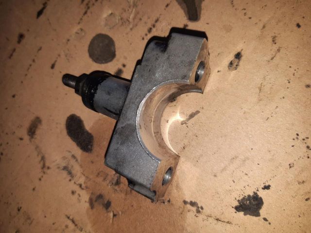 bontott VW TRANSPORTER Vezérműtengely Leszorító