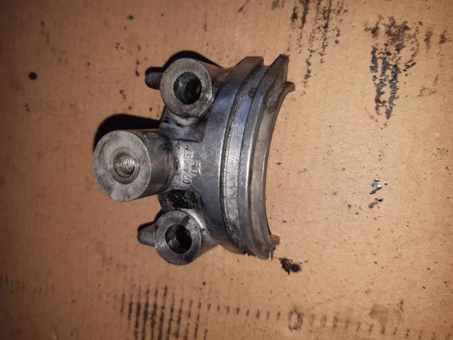 bontott VW TRANSPORTER Vezérműtengely Leszorító