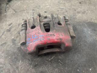 bontott VW TRANSPORTER Jobb első Féknyereg Munkahengerrel