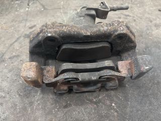 bontott VW TRANSPORTER Jobb első Féknyereg Munkahengerrel