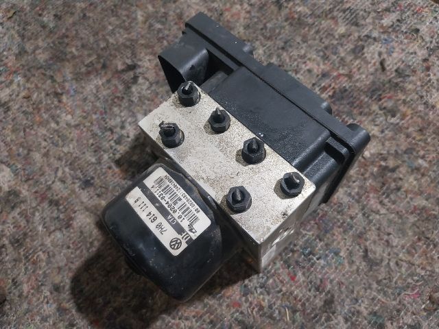 bontott VW TRANSPORTER ABS Kocka