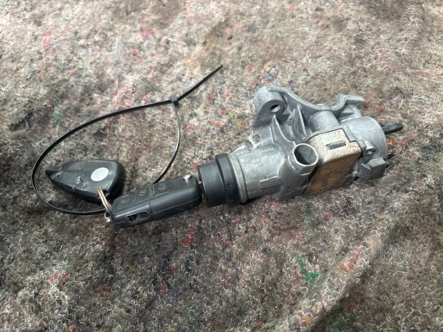 bontott VW TRANSPORTER Gyújtáskapcsoló Házzal