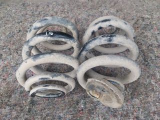 bontott VW TRANSPORTER Hátsó Rugó Pár