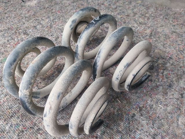 bontott VW TRANSPORTER Hátsó Rugó Pár