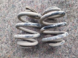 bontott VW TRANSPORTER Hátsó Rugó Pár