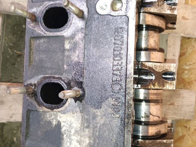 bontott VW TRANSPORTER Hengerfej