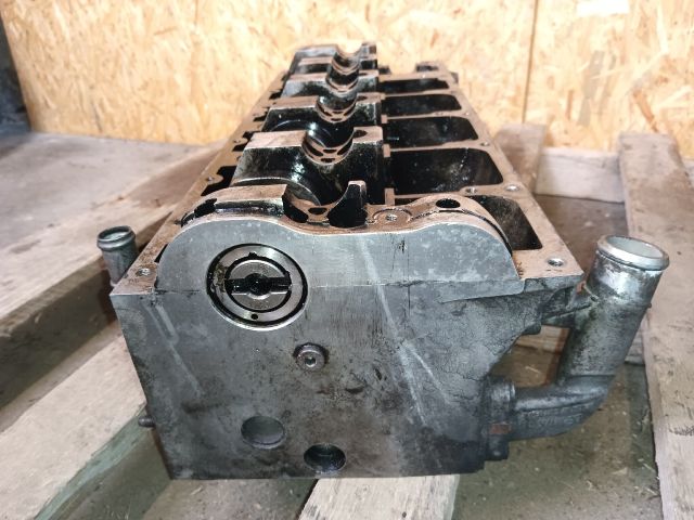 bontott VW TRANSPORTER Hengerfej