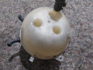 bontott VW TRANSPORTER Kiegyenlítő Tartály