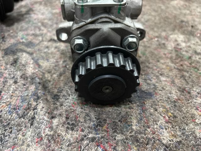 bontott VW TRANSPORTER Kormányszervó Motor (Hidraulikus)