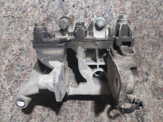 bontott VW TRANSPORTER Motor Tartó Bak (Fém)