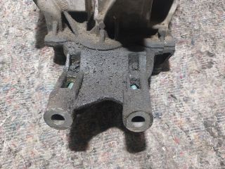 bontott VW TRANSPORTER Motor Tartó Bak (Fém)