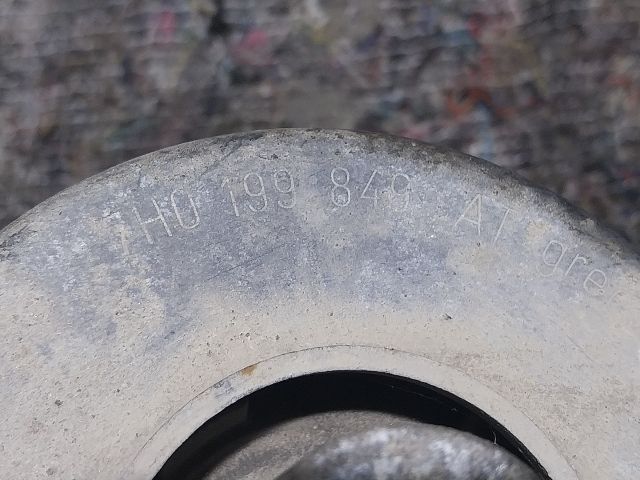 bontott VW TRANSPORTER Motor Tartó Bak (Pozíciófüggetlen)