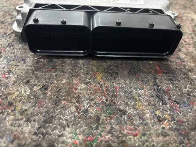 bontott VW TRANSPORTER Motorvezérlő