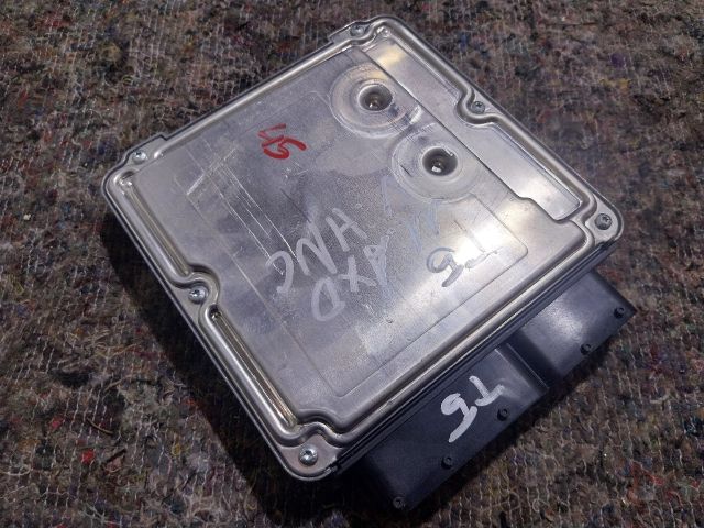 bontott VW TRANSPORTER Motorvezérlő