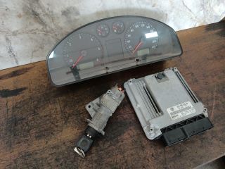 bontott VW TRANSPORTER Motorvezérlő